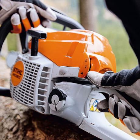 Pilarka_STIHL_MS_261C-M_03.jpg